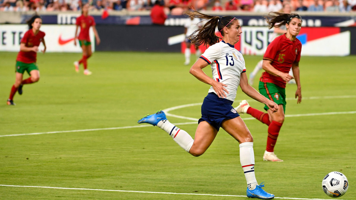 USWNT star Alex Morgan